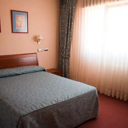 Hotel Restaurante La Alhama Medina de Pomar