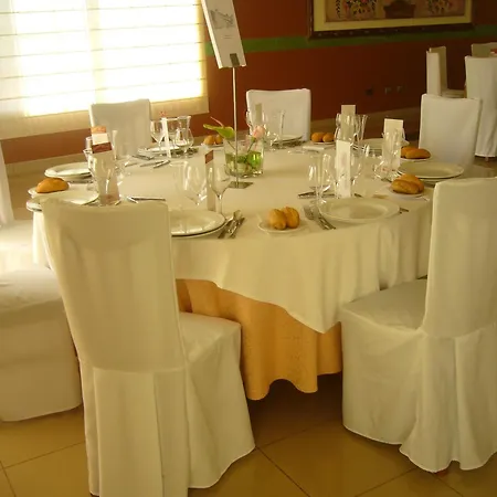 Hotel Restaurante La Alhama Medina de Pomar