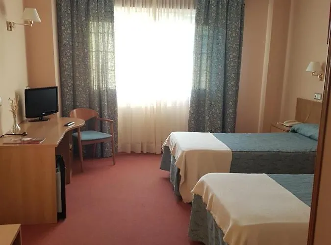 호텔 Restaurante La Alhama 3*